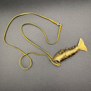 Vtg Fish Pendant Necklace